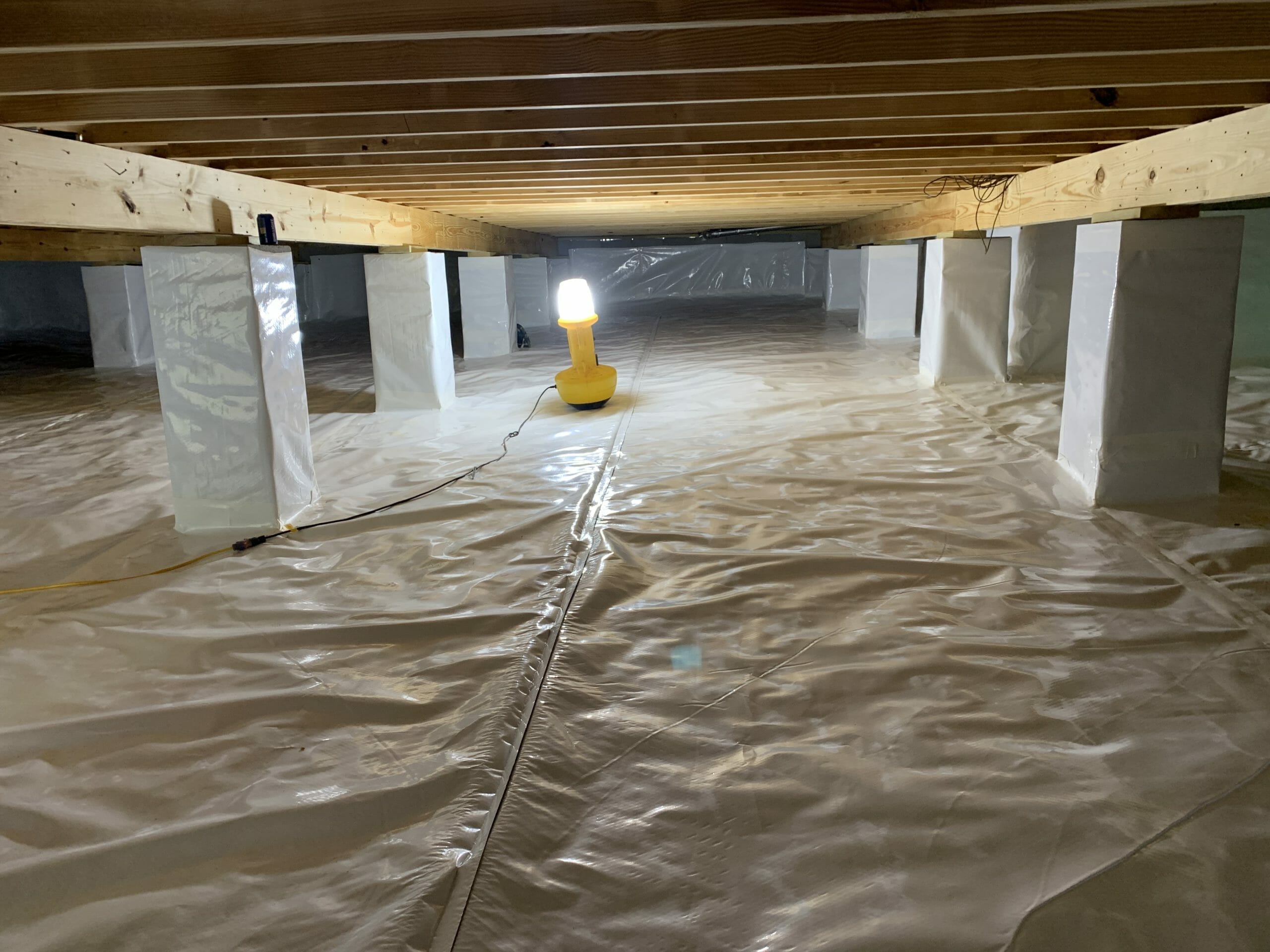 Crawlspace with Light Source in Apex NC